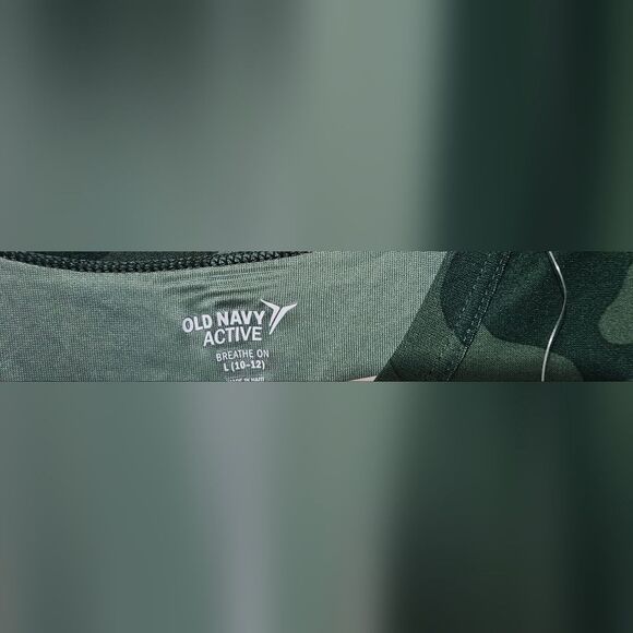 Old Navy Active Army Print Tank Top L (10-12) girls NWT - Picture 4 of 4